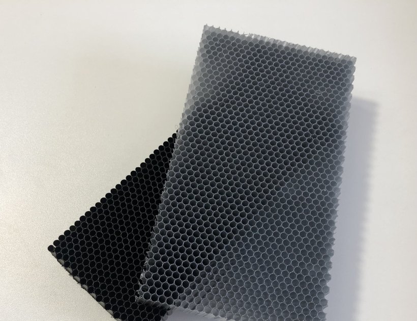 Black polycarbonate honeycomb Core Louver for Anti Glare of Lamps and Lanterns-542