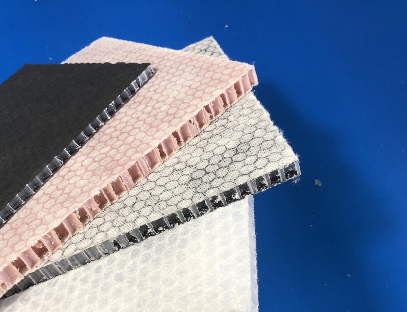 Polypropylene plastic honeycomb core material with non-woven surface-699