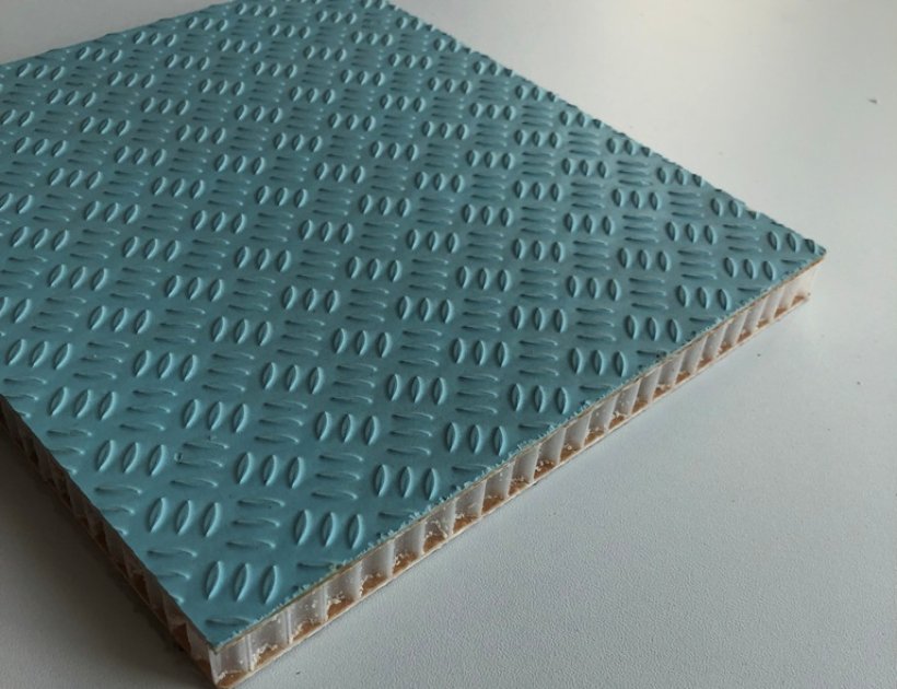 Plastic honeycomb board with fibreglass surface for rooftop tent-788