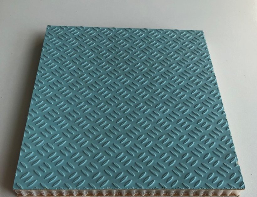 Plastic composite flooring board, waterproof and insulation-902